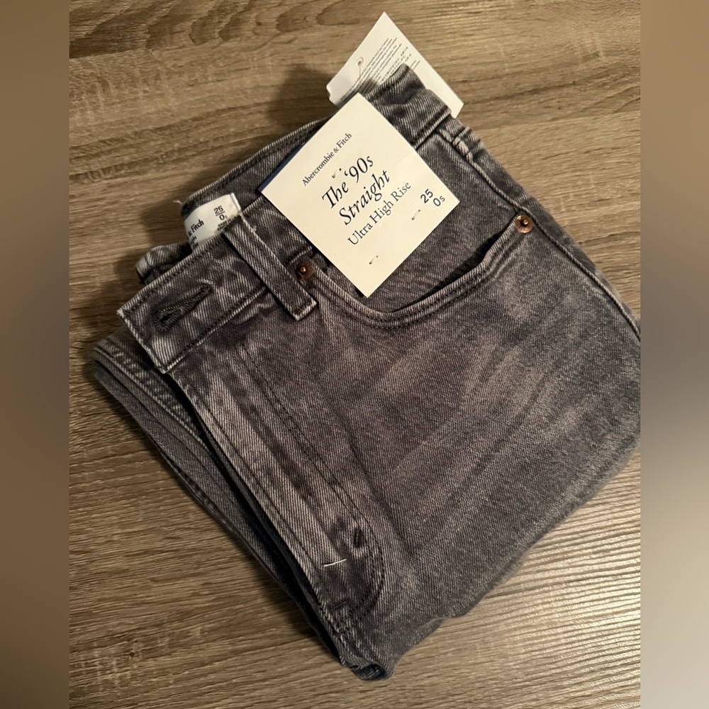 A&F 80s straight ultra high rise jeans